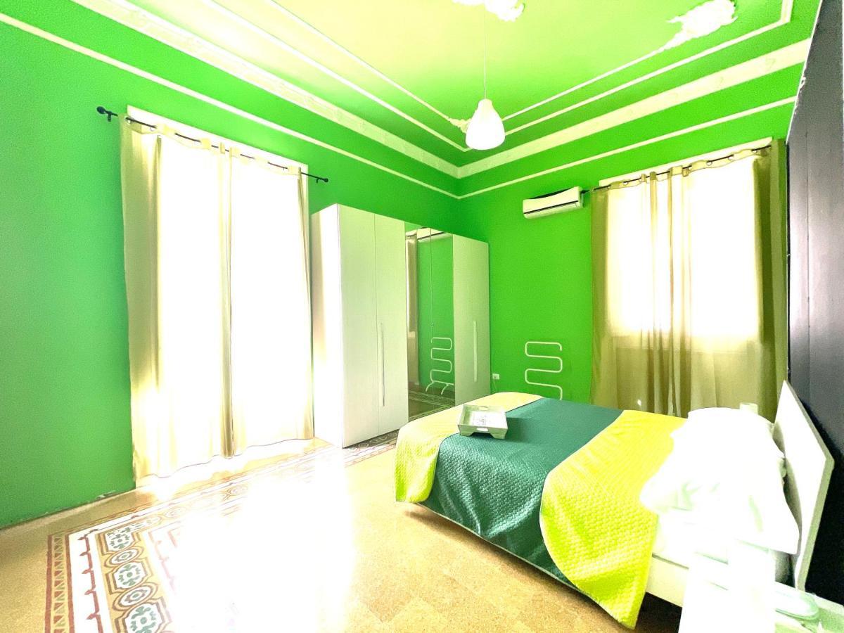 ボエーム B&B アル セントロ パレルモ エクステリア 写真